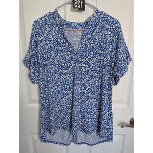 Amana XL blue floral short sleeve